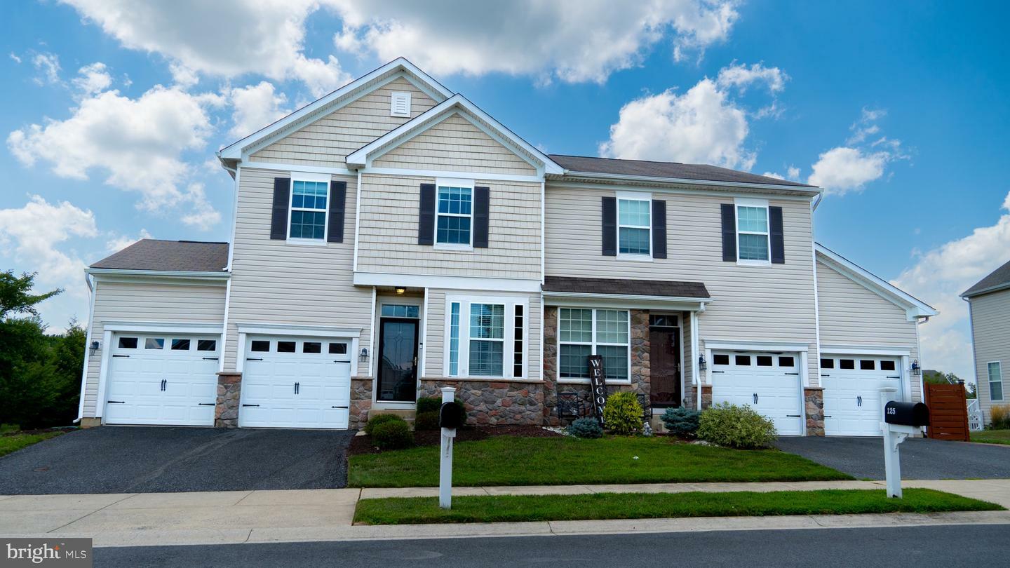 Property Photo: 123 Margaretta Drive DE 19709