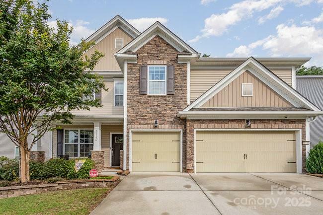 Property Photo: 11156 River Oaks Drive NC 28027