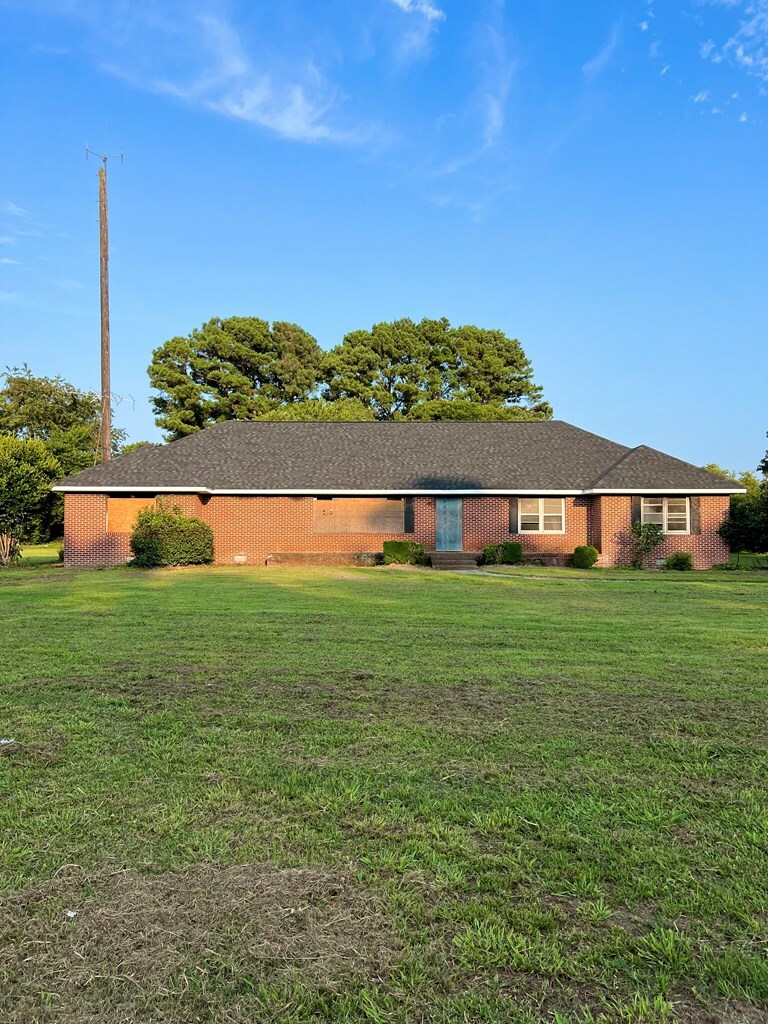 Property Photo:  6085 Lankford Hwy  VA 23415 