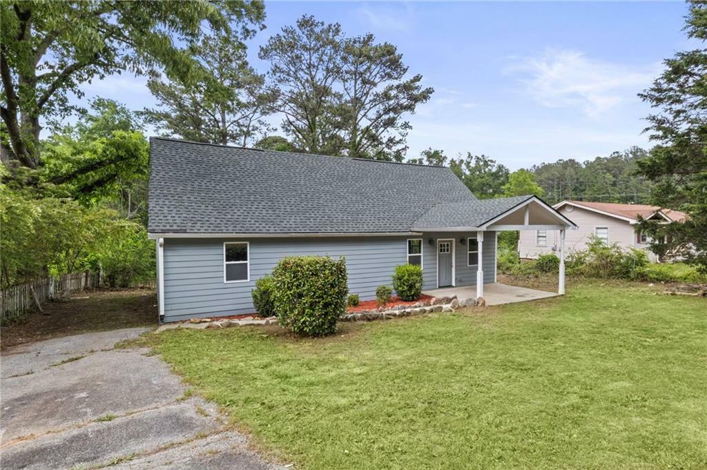 Property Photo:  80 Robinson Road  GA 30263 