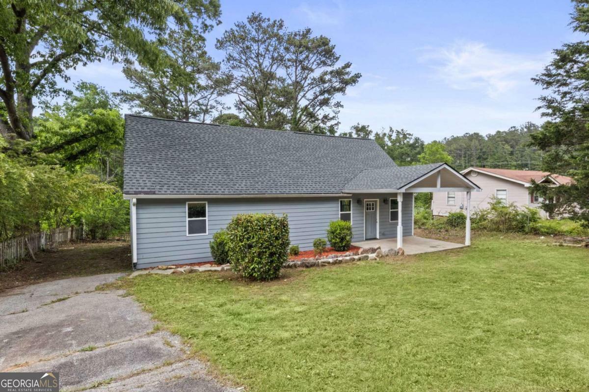 Property Photo:  80 Robinson Road  GA 30263 