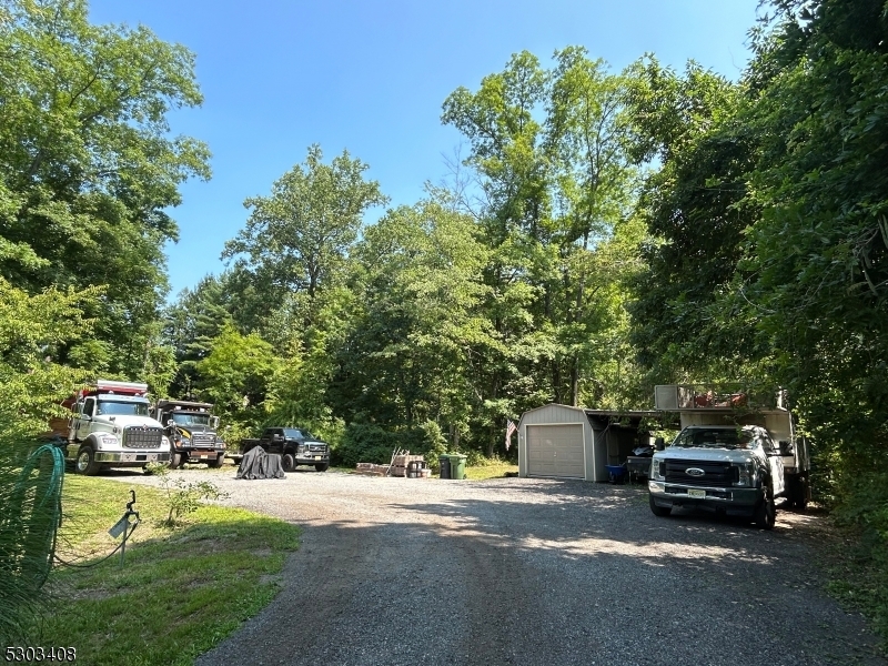 Property Photo:  31 Mellicks Wood Rd  NJ 08865 