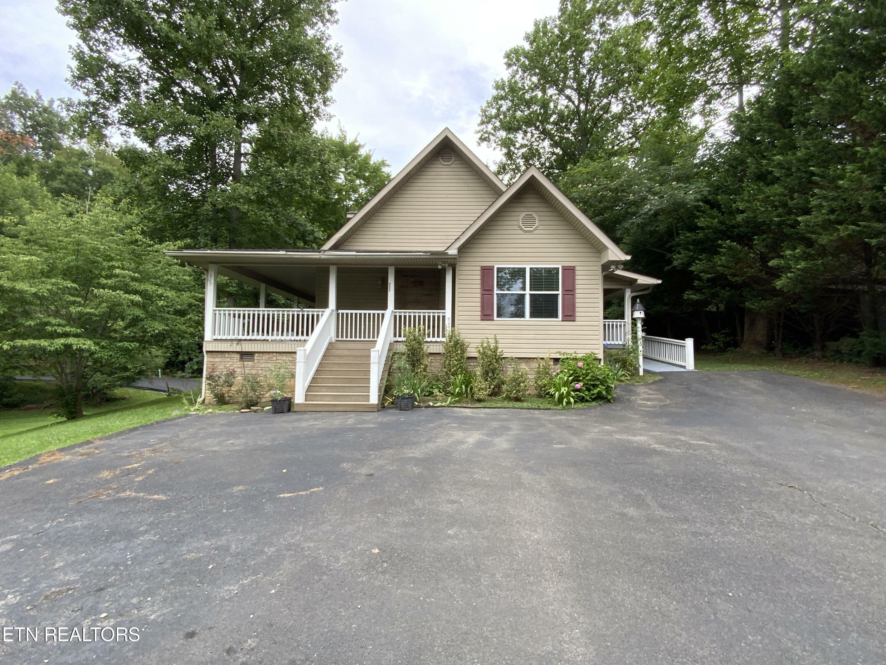 Property Photo:  222 Palmer Road Rd  TN 37738 