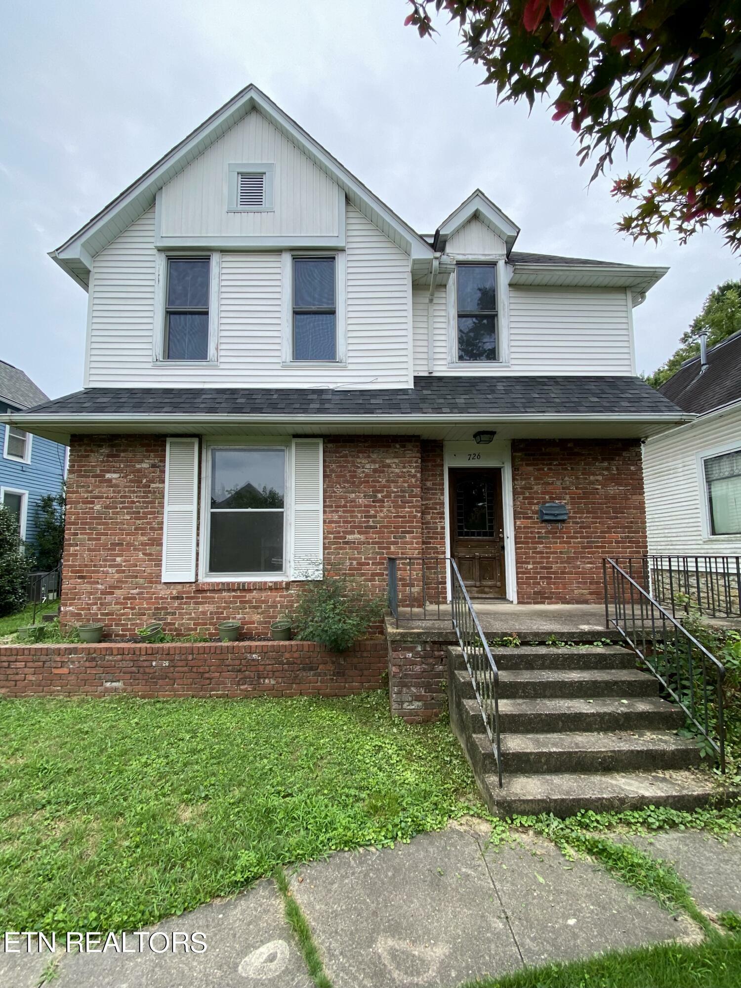 Property Photo:  726 Clinton St  TN 37748 