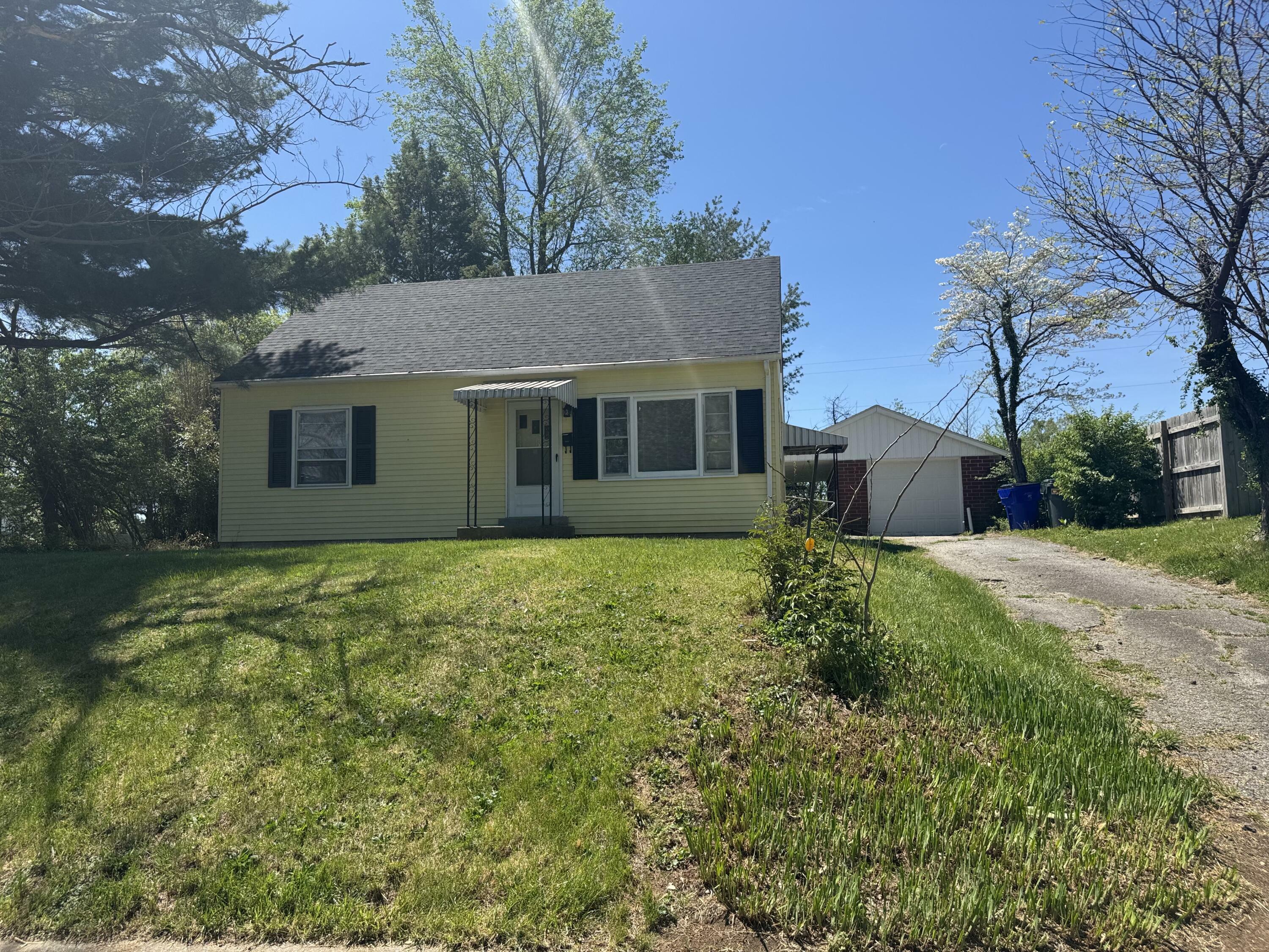 Property Photo: 1644 Strader Drive KY 40505