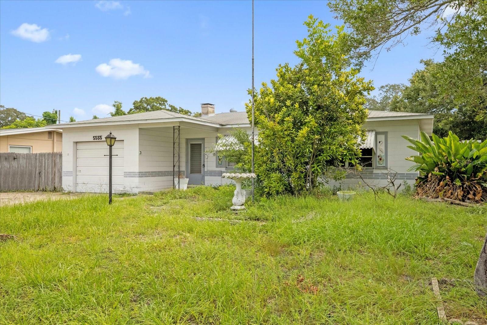 Property Photo:  5555 Lown Street N  FL 33714 