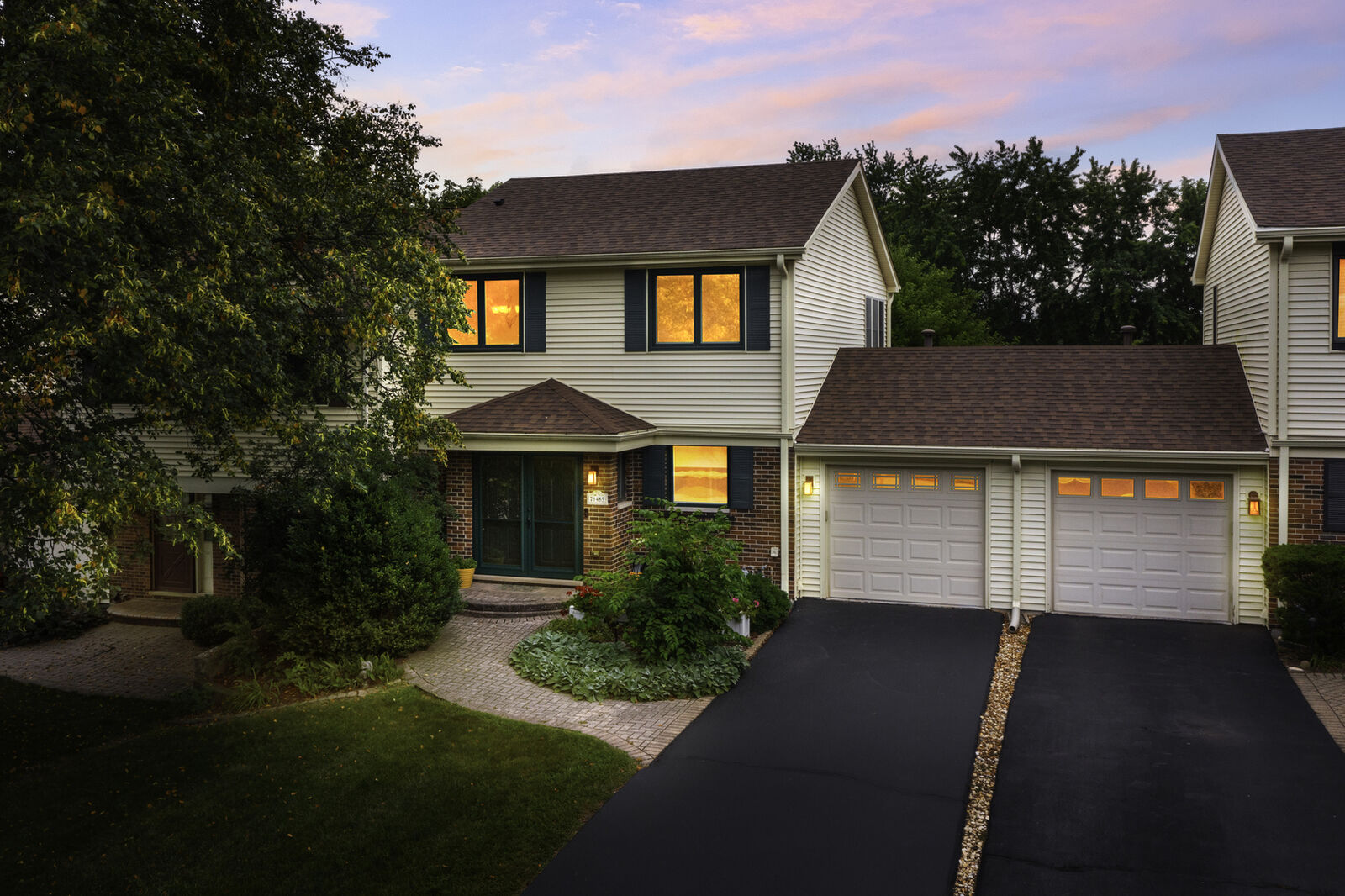 Property Photo:  7S485 Lynn Drive  IL 60540 