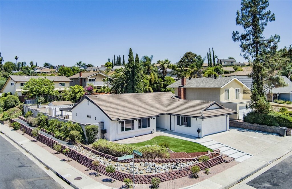 Property Photo:  1118 Moonlight Summit Drive  CA 91765 