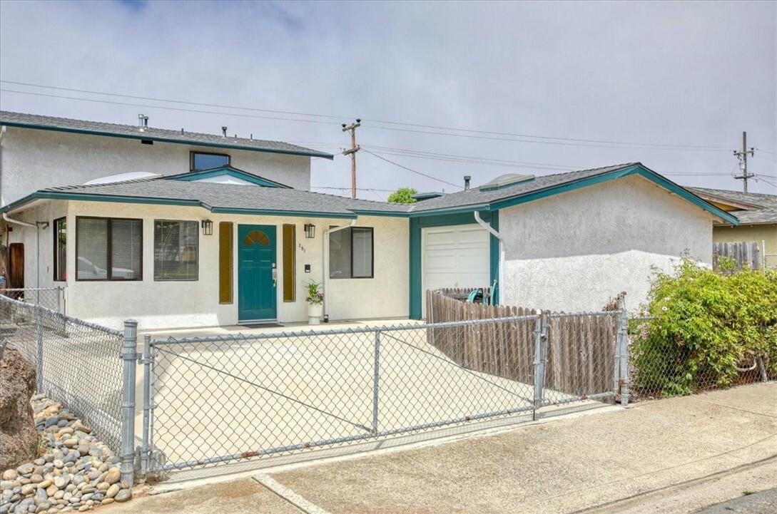 Property Photo:  781 Paul Place  CA 93420 