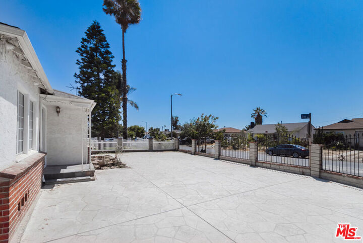 Property Photo:  7756 Fair Avenue  CA 91352 