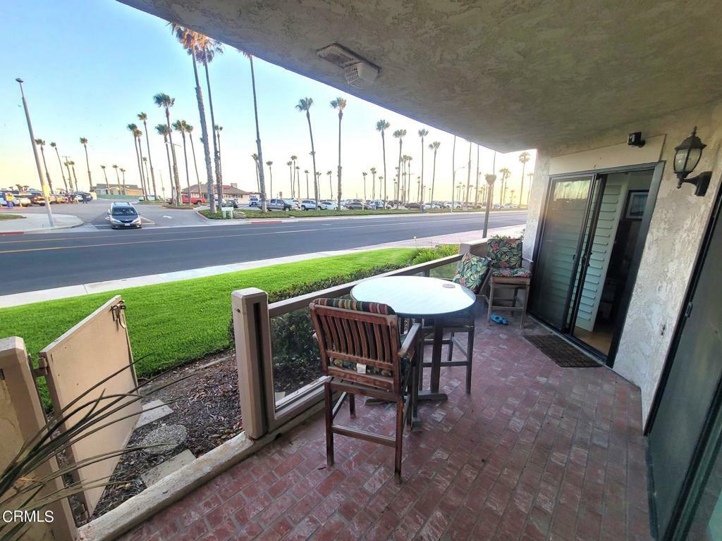 Property Photo:  658 Island View Circle  CA 93041 