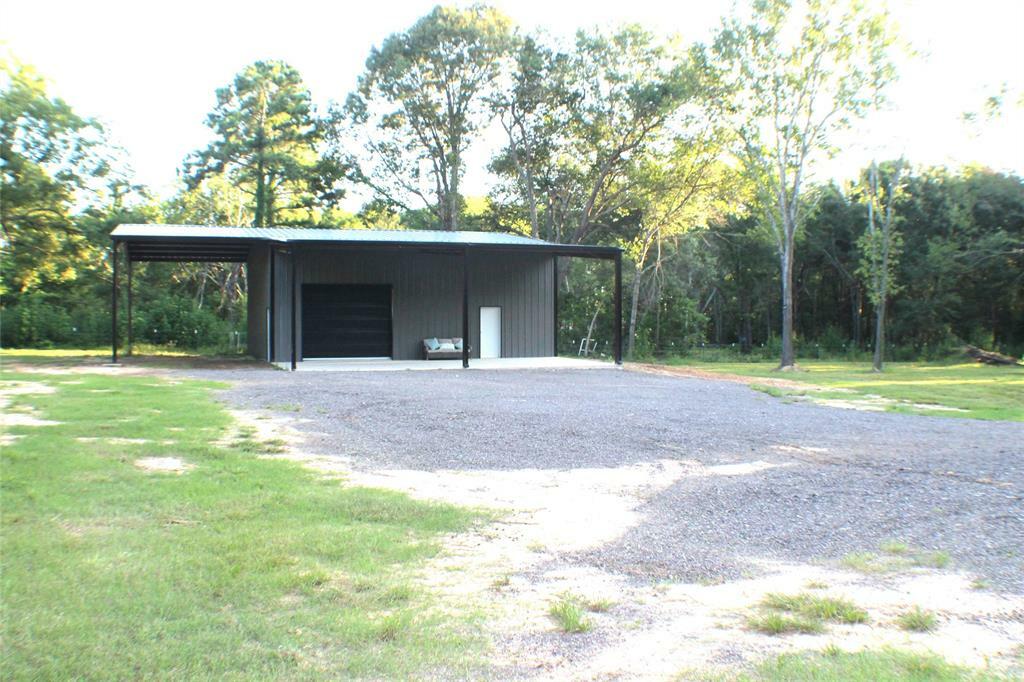 Property Photo:  1006 Cream Level Road  TX 75751 