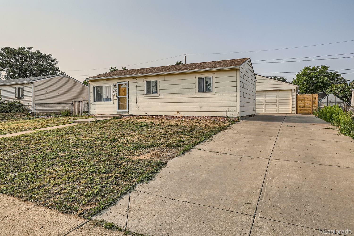 Property Photo:  6130 E 61st Avenue  CO 80022 