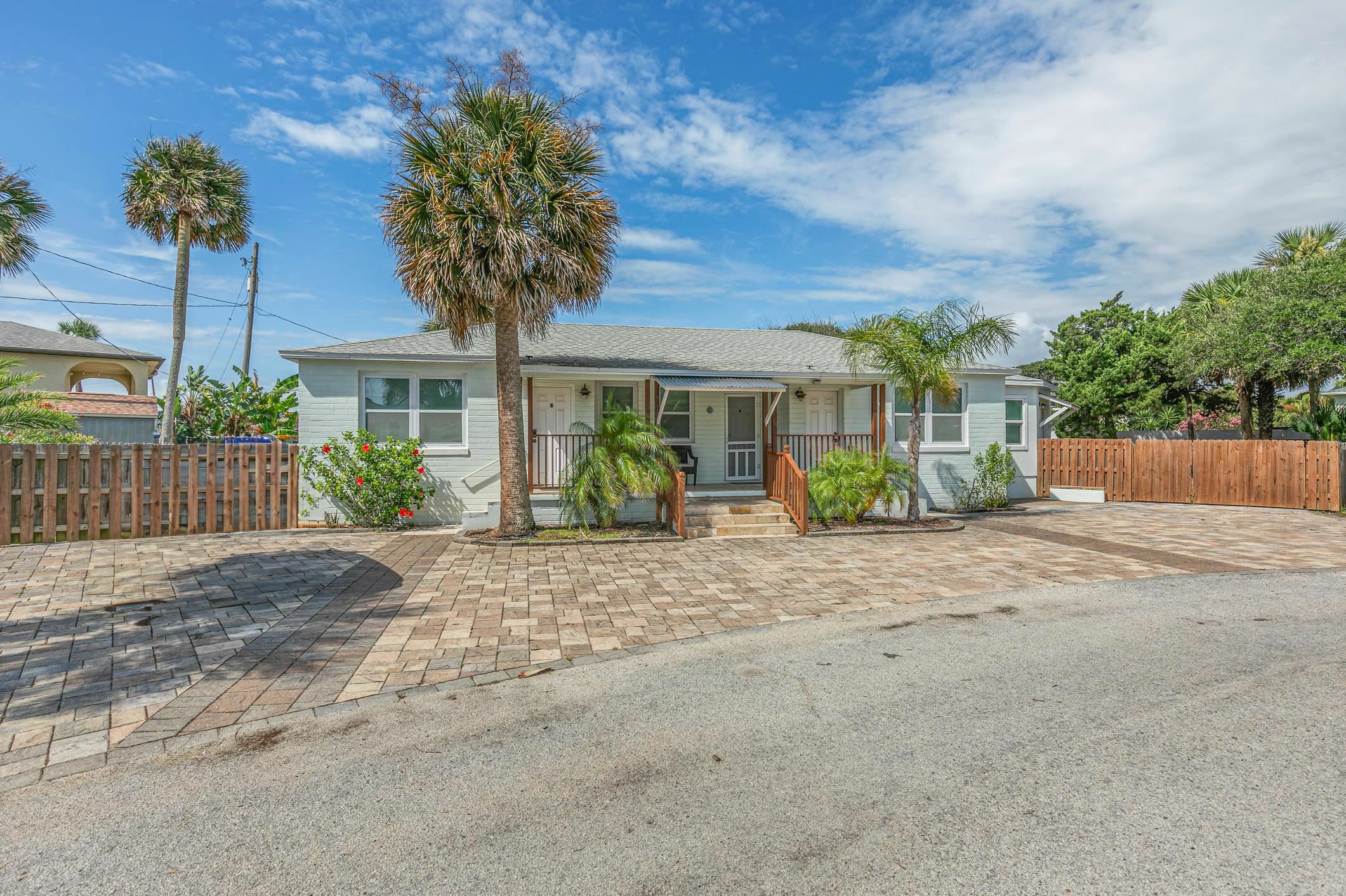 Property Photo:  120 Anastasia Lodge Dr  FL 32080 