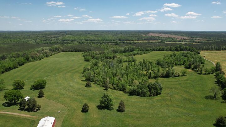 Property Photo: 1501 Saxkey Rd VA 23937