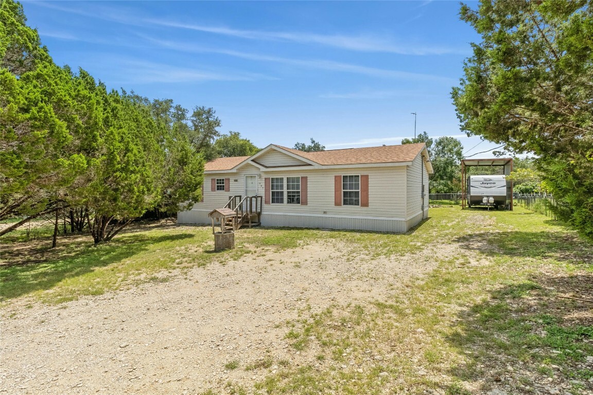 Property Photo:  905 High Mesa Drive  TX 78676 