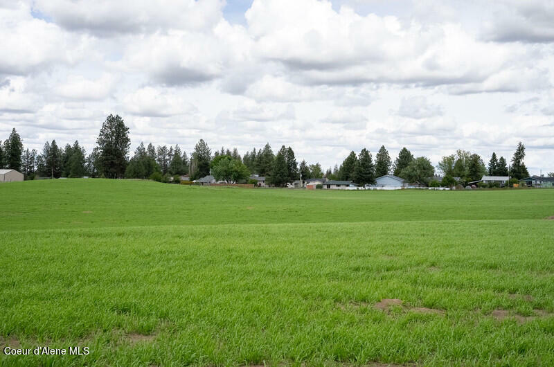 Property Photo:  Nka Duck Pond Lot 1 Ln  WA 99022 