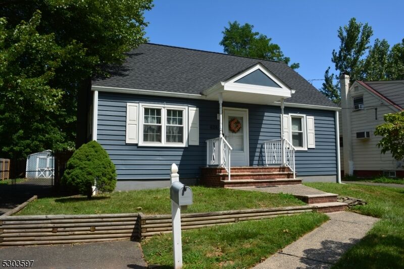 Property Photo: 626 Parkview Ave NJ 07063