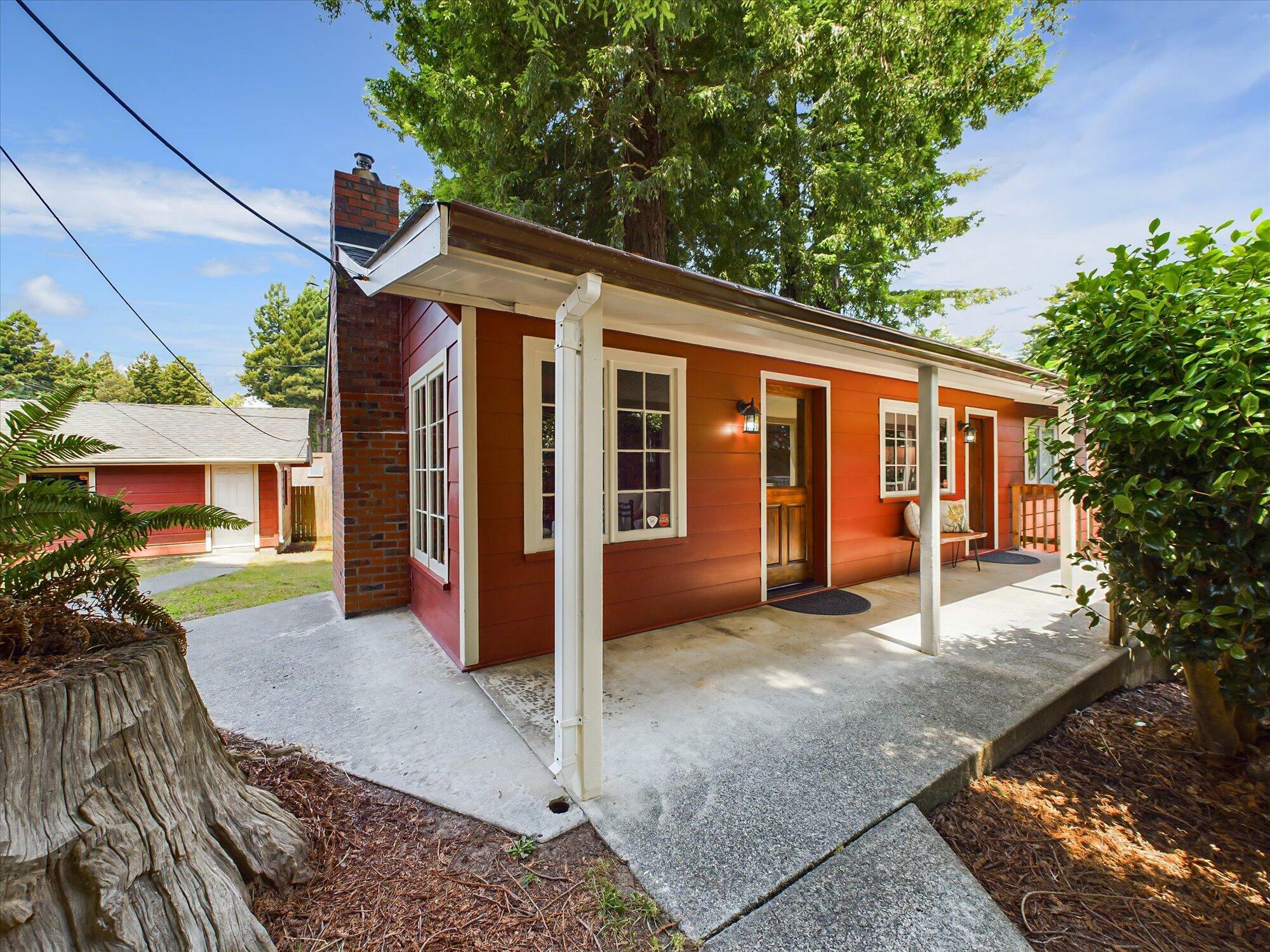 3483 Harrison Avenue  Eureka CA 95503 photo