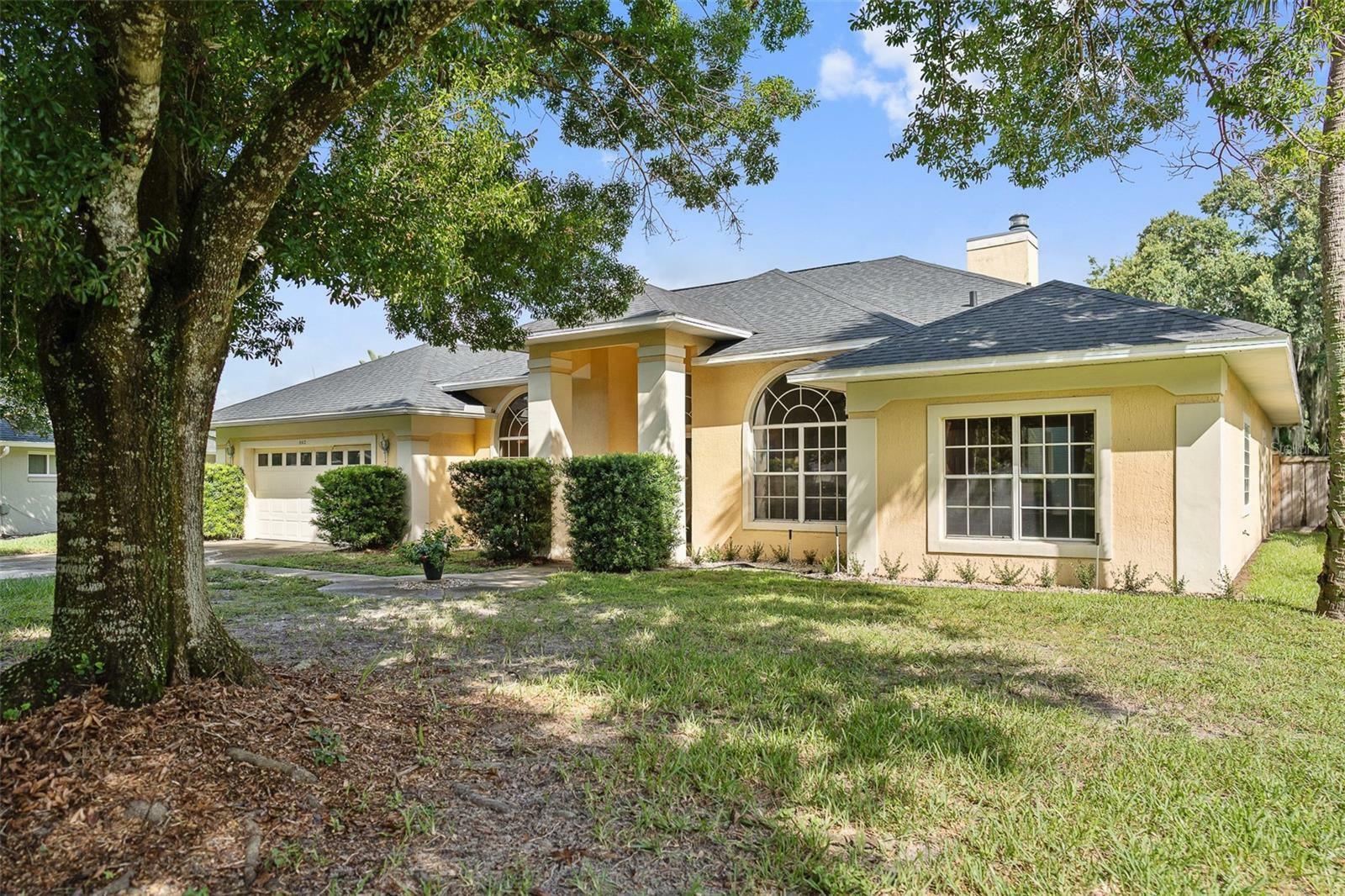 Property Photo:  862 Mellowood Avenue  FL 32825 