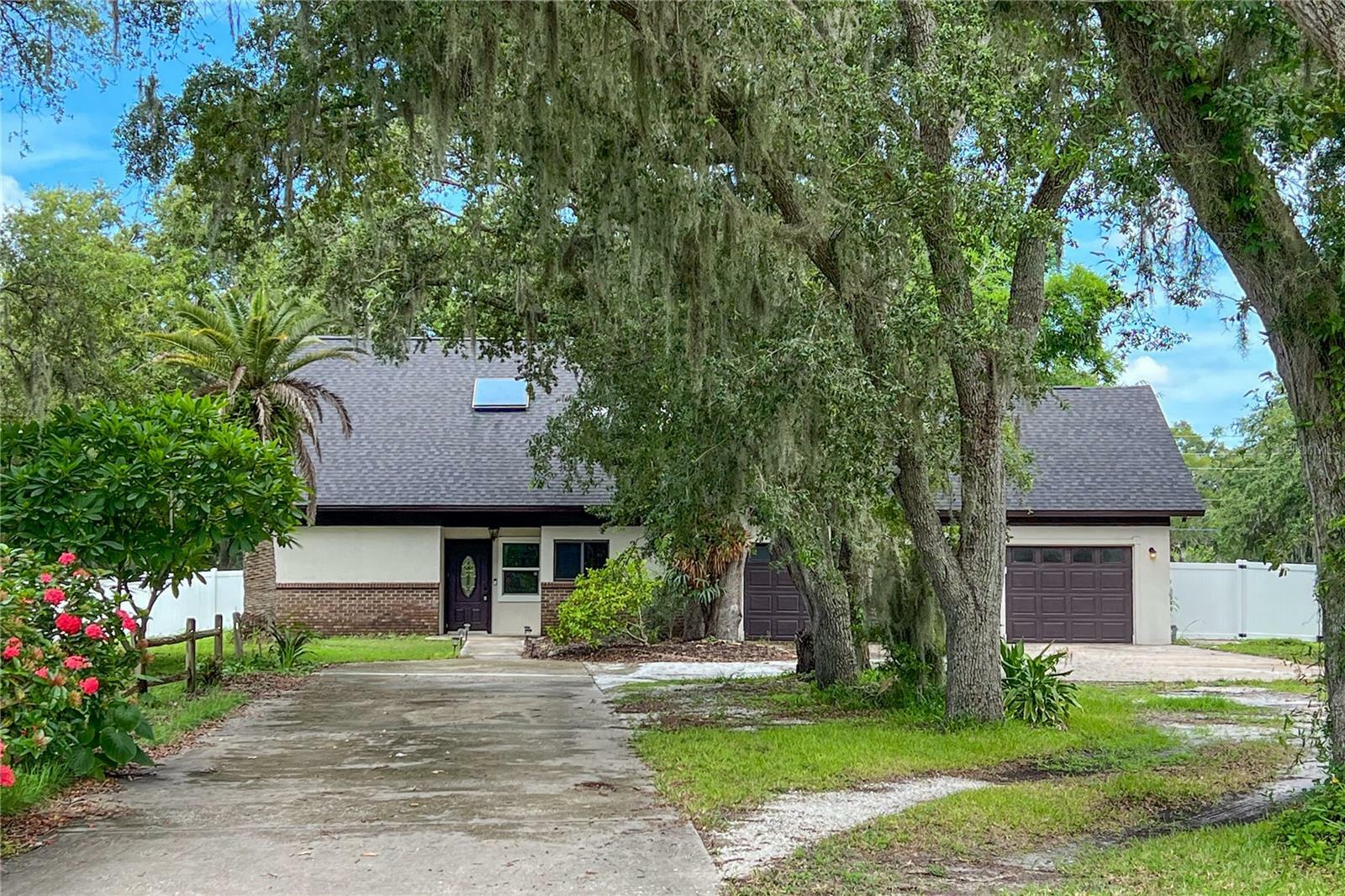 Property Photo:  7320 Oak Run Lane  FL 34243 