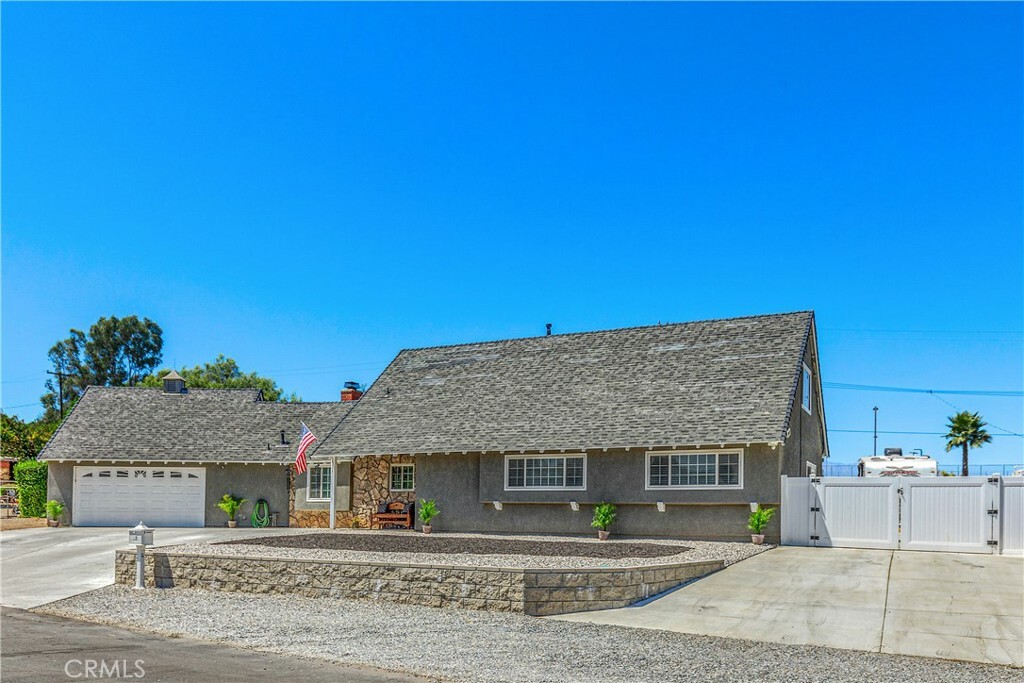 Property Photo:  2311 Indian Horse Drive  CA 92860 