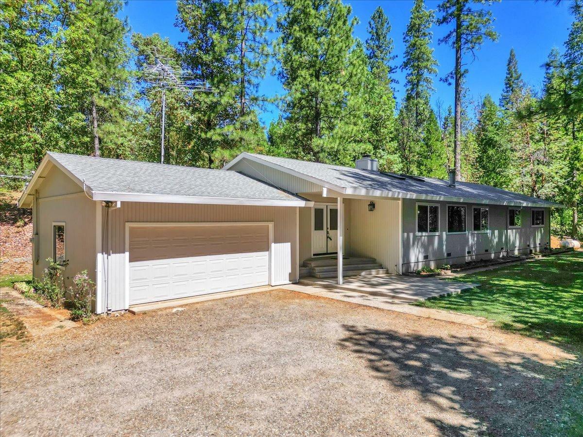 Property Photo: 12051 Cordell Ct. CA 95945