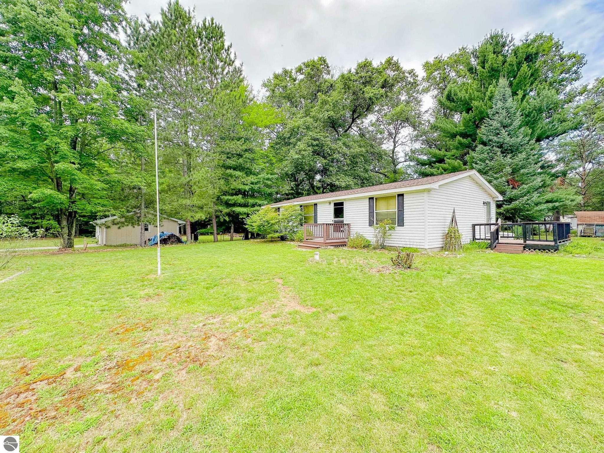 Property Photo:  1931 Tammy Drive  MI 48756 