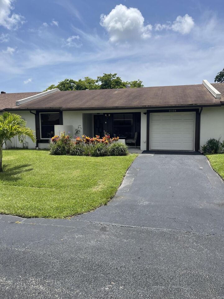5058 Forsythia Street  Delray Beach FL 33484 photo