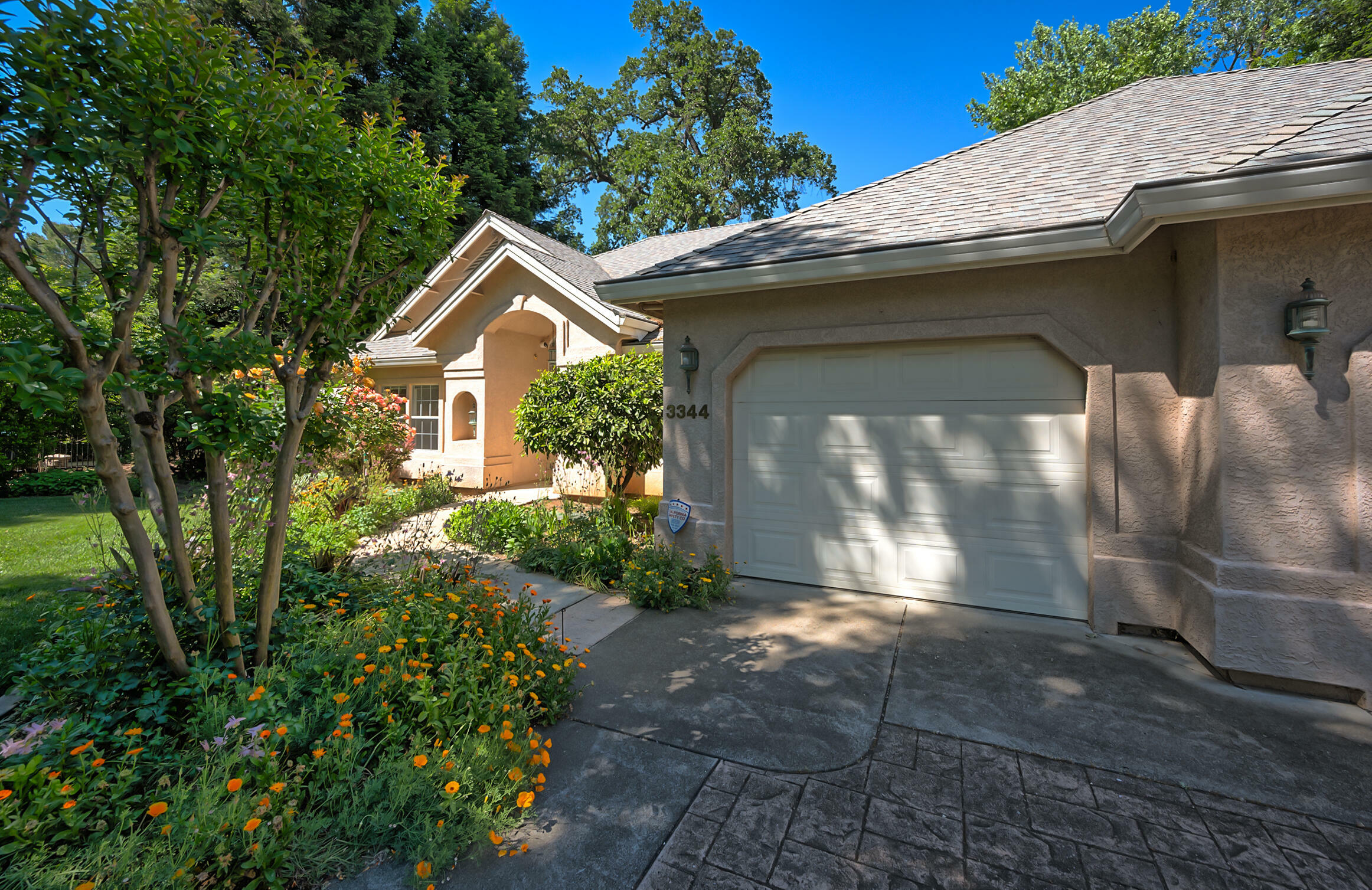 3344 Glenrock Way  Redding CA 96001-4661 photo