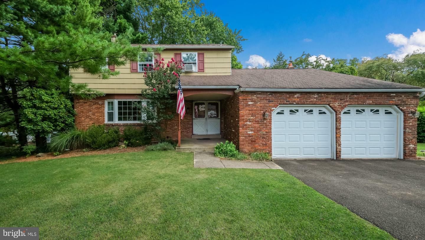 Property Photo:  933 Powderhorn Drive  PA 19446 