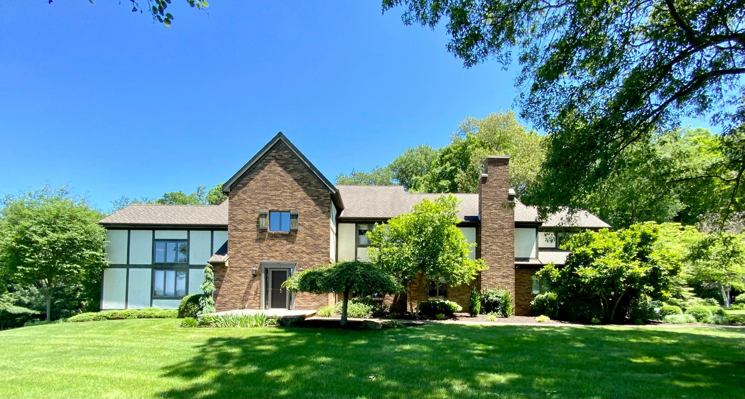 Property Photo:  1005 Summit Drive  OH 43050 