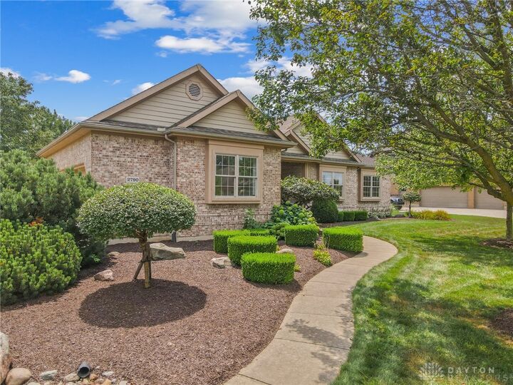 2790 Meadowpoint Drive  Troy OH 45373 photo