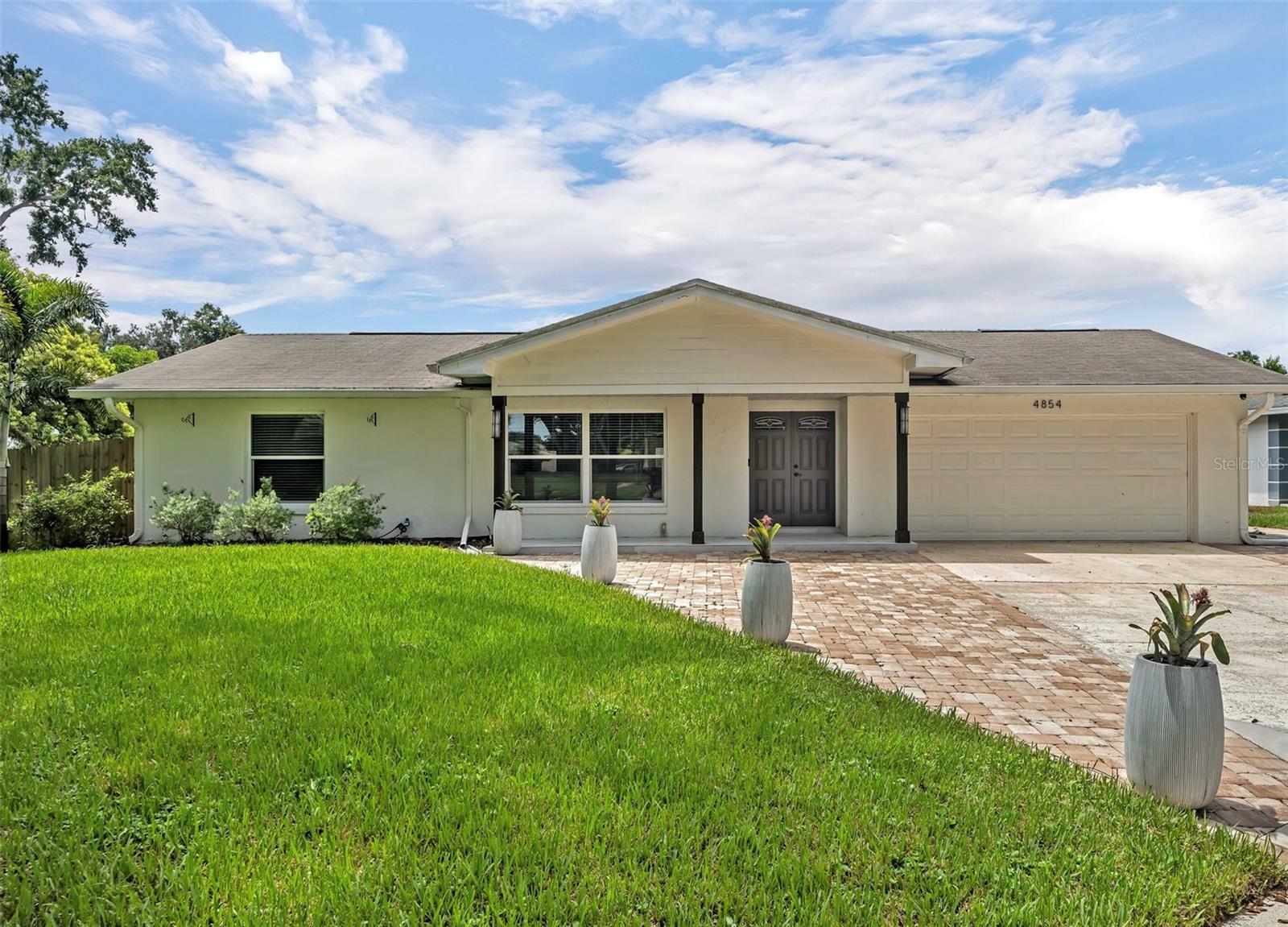 Property Photo:  4854 Berrywood Drive  FL 32812 