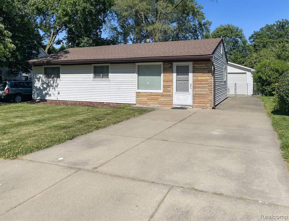 Property Photo: 14028 Mercedes MI 48239 3050