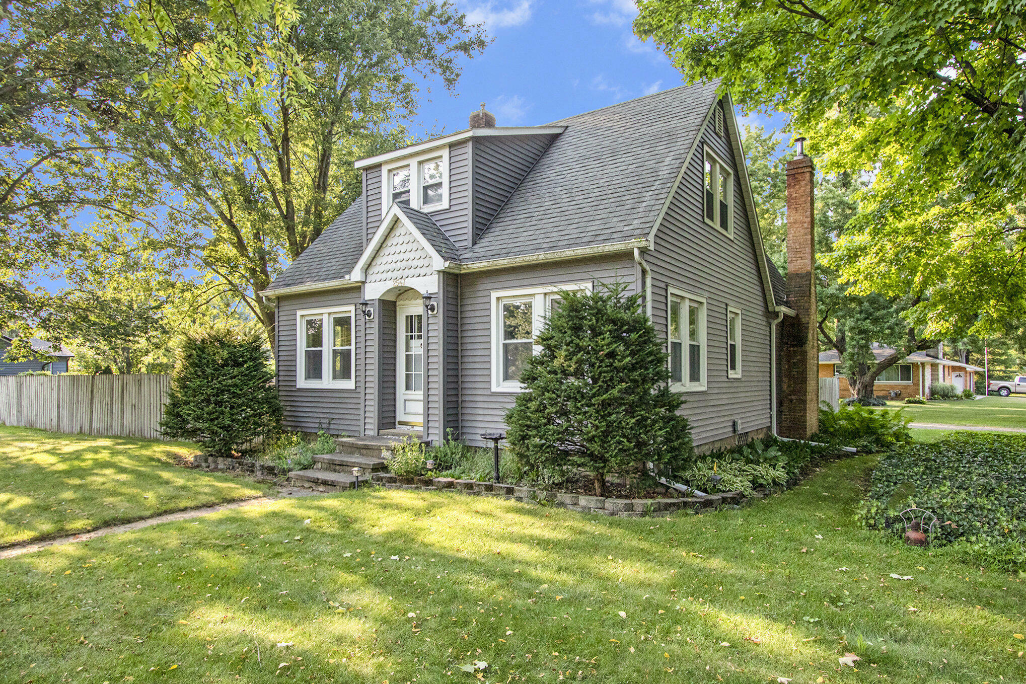 Property Photo: 2547 Lake Shore Drive MI 49120