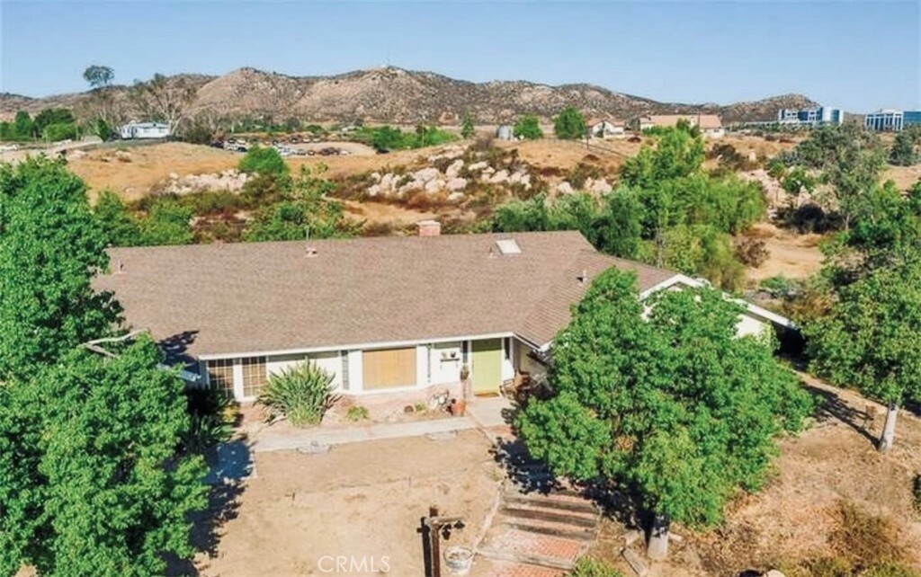 Property Photo:  35385 Twin Willow Road  CA 92563 