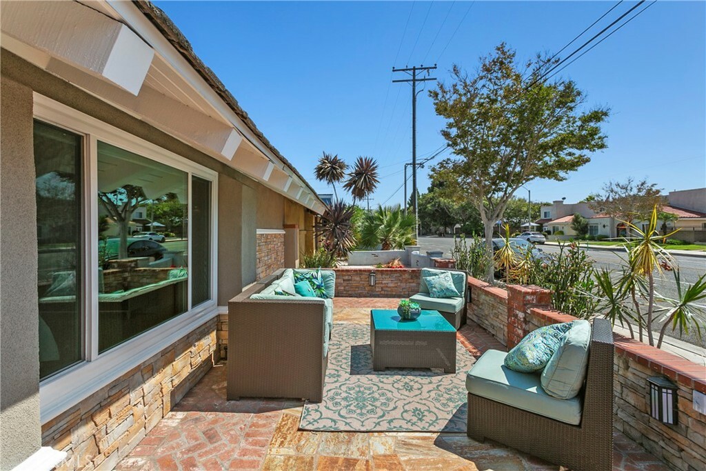 Property Photo:  1908 Delaware Street  CA 92648 