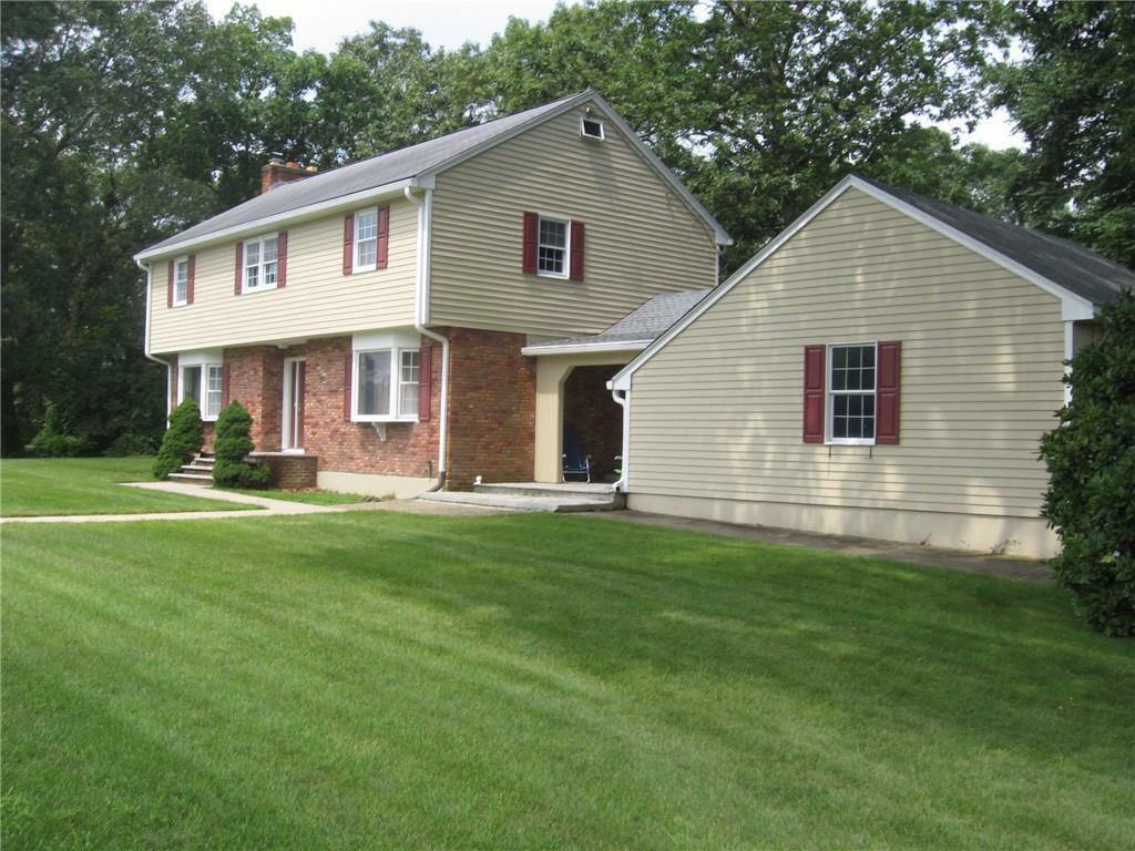 Property Photo:  18 Bridgette Lane  RI 02891 