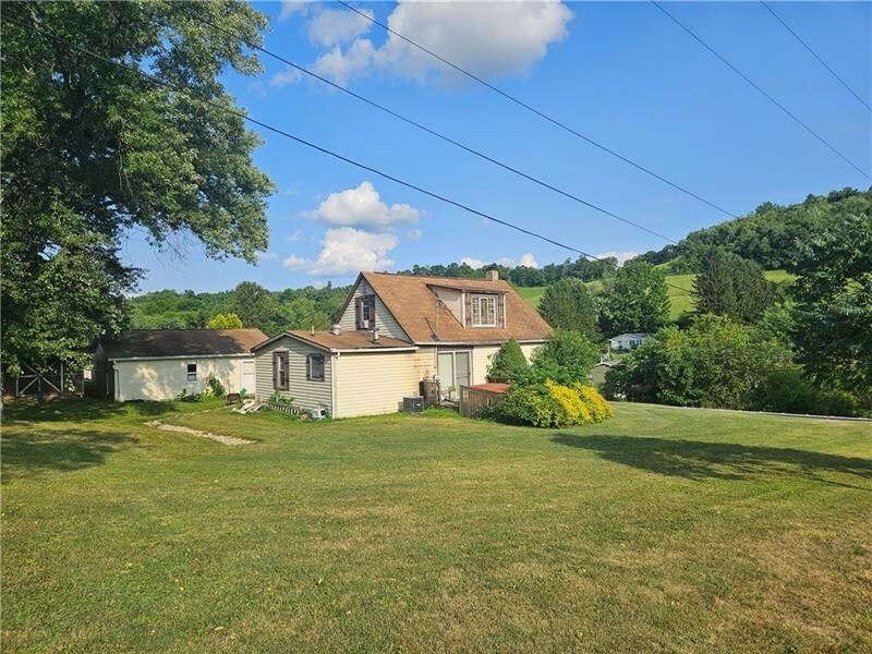 Property Photo:  643 Joffre Bulger Rd  PA 15019 