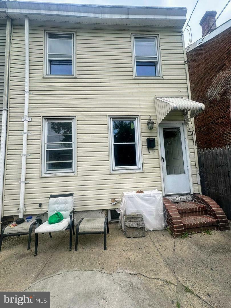 Property Photo:  13 Camden Street  NJ 08618 