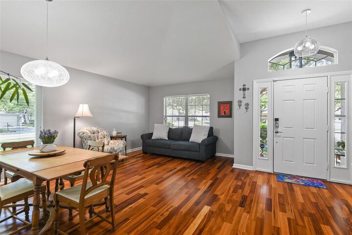 Property Photo:  1259 Grantham Court  FL 32707 