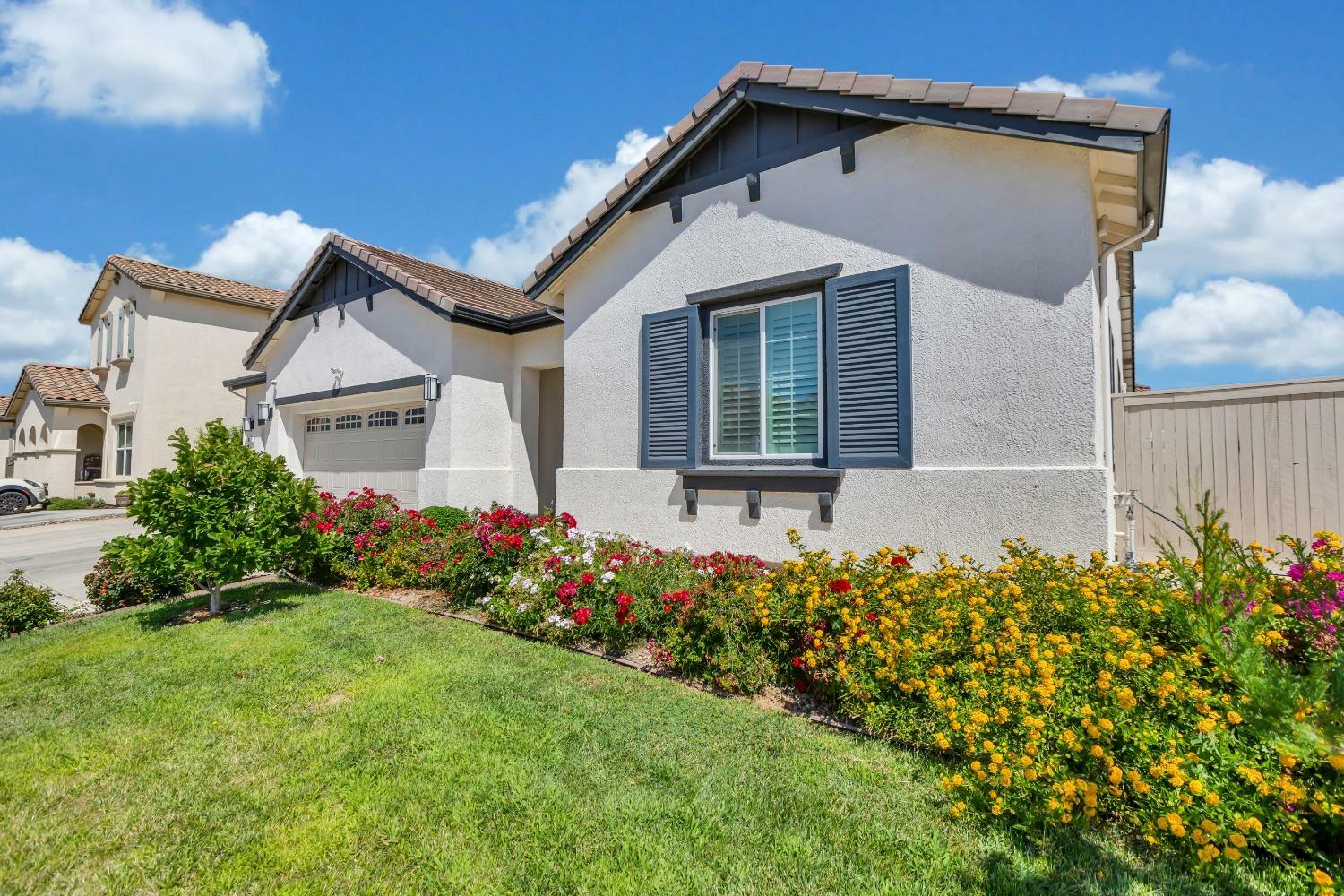 Property Photo:  8571 Steve Horning Way  CA 95757 