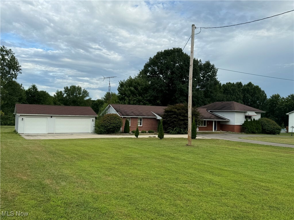 Property Photo:  1717 Stillwagon Road  OH 44446 