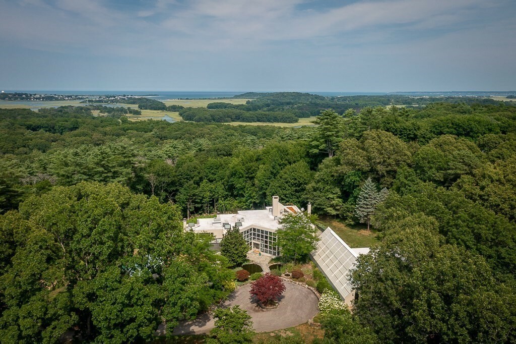 Property Photo: 2 Heartbreak Hill MA 01938