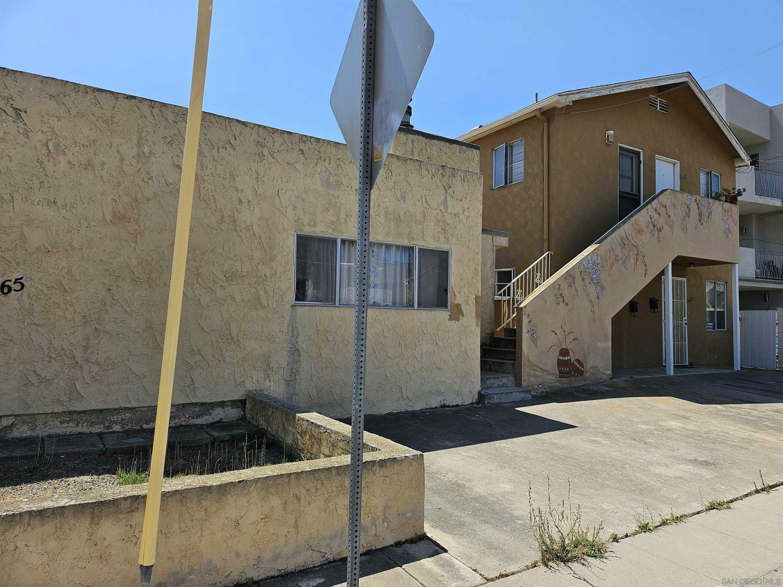 Property Photo:  1561-65 Evergreen St  CA 92106 