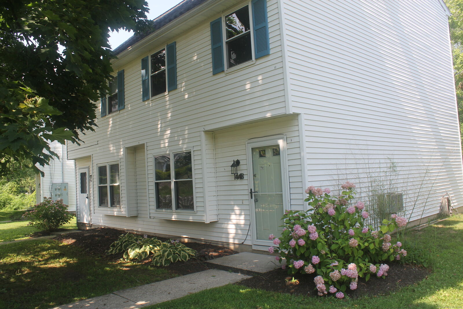 Property Photo:  144 Grassy Plain Street B  CT 06801 