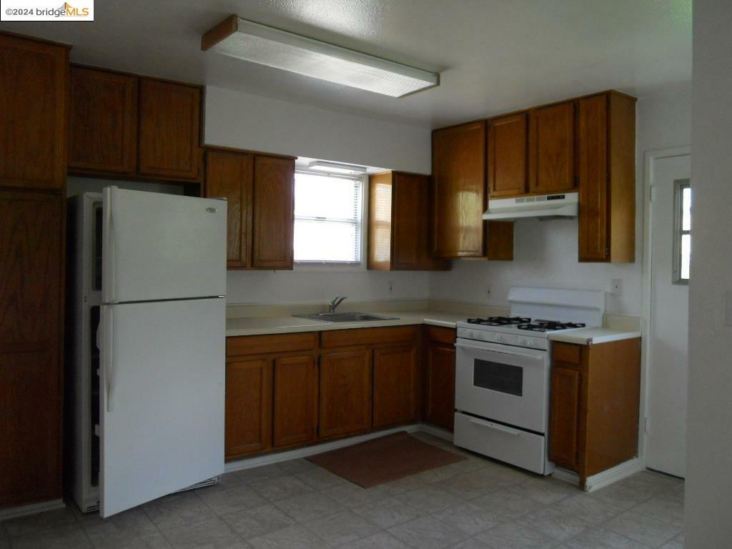 Property Photo:  604 Texas St  CA 94509 