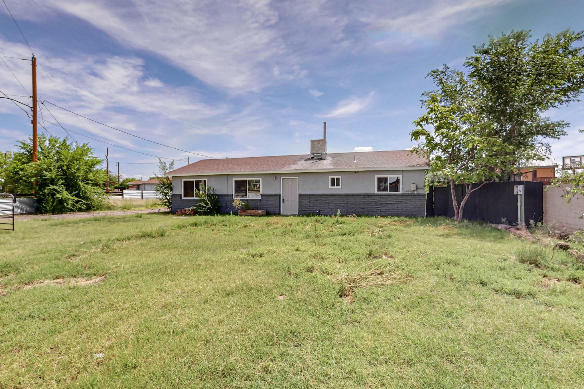 Property Photo:  124 Garcia Avenue  NM 87002 