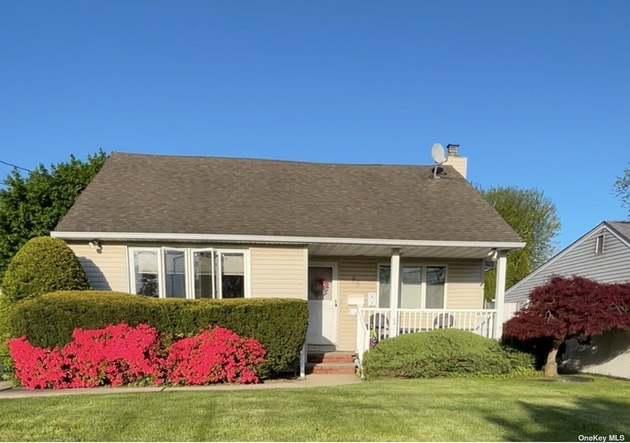 Property Photo: 85 Rhoda Avenue NY 11703